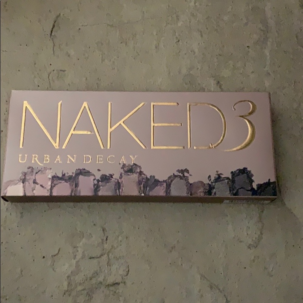 Brand new in box urban decay 3 palette